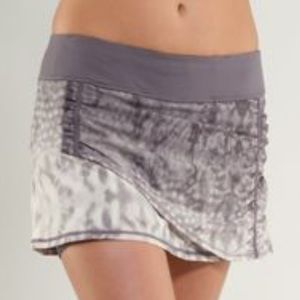Lululemon Rare pace setter skirt